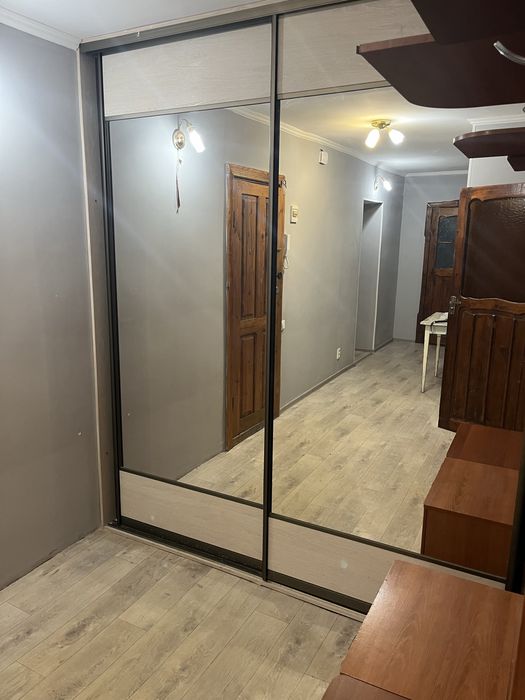 Продам раздвижные двери-купе