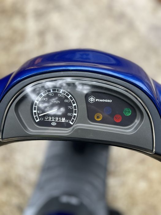 Vand 3 scutere 50cc inmatriculate