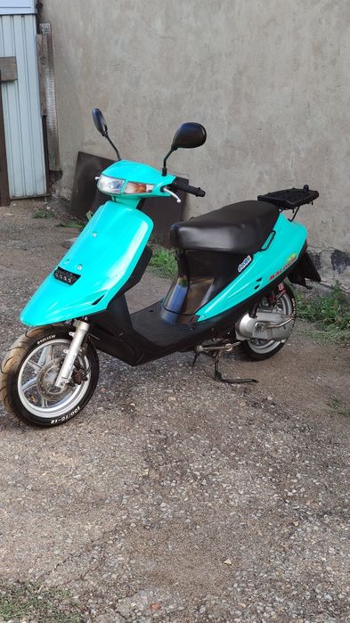 Suzuki address v100