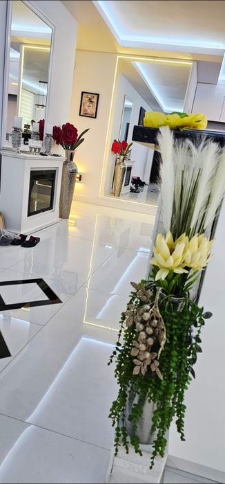Vand apartament  1 minut de vivo