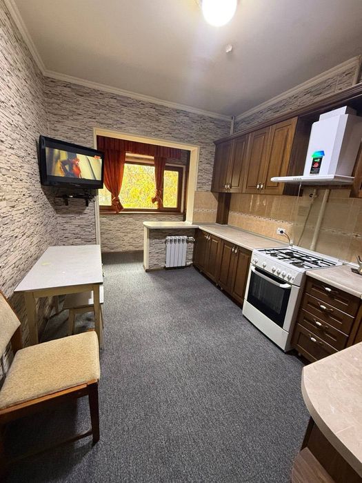 Chilonzor metro oqtepa lavash yonida