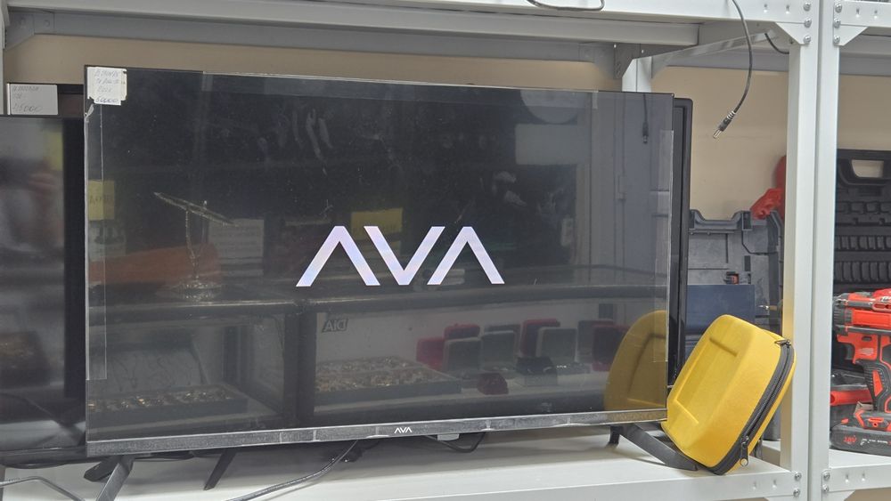 Телевизор AVA 32 дюйм