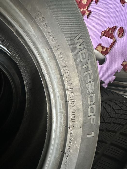 Anvelope 235/55/18 nokian noi 4 buc vara