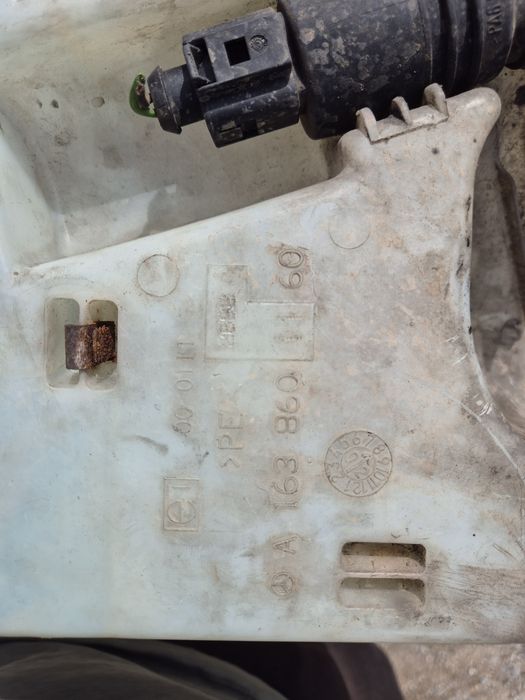 Казаче за чистачки за Мерцедес ML W163