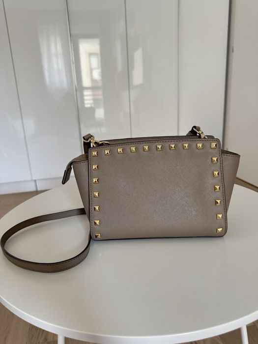 Geanta Michael Kors marime medie, cu tinte