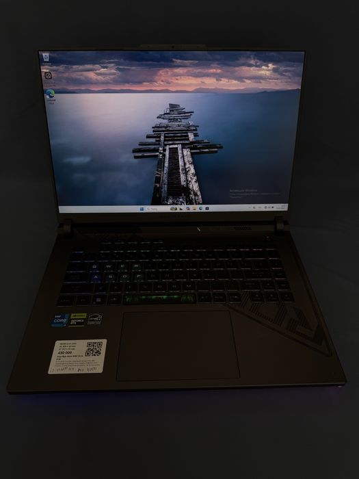 Asus RogStrix g18