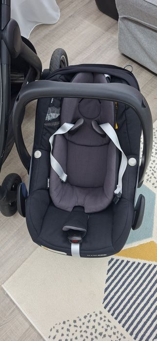 Cărucior Maxi-Cosi Adorra