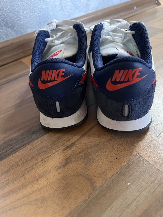 NIKE-оригиналнии