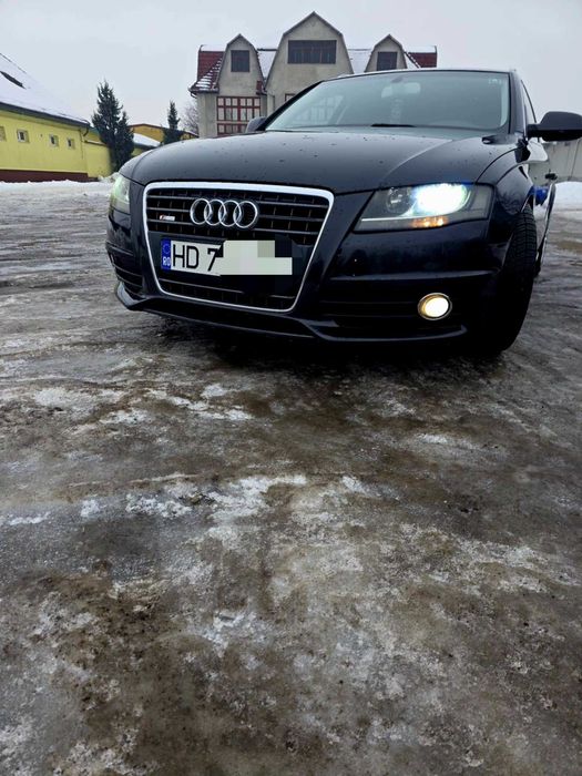 Vând Audi A4 Sline 2011