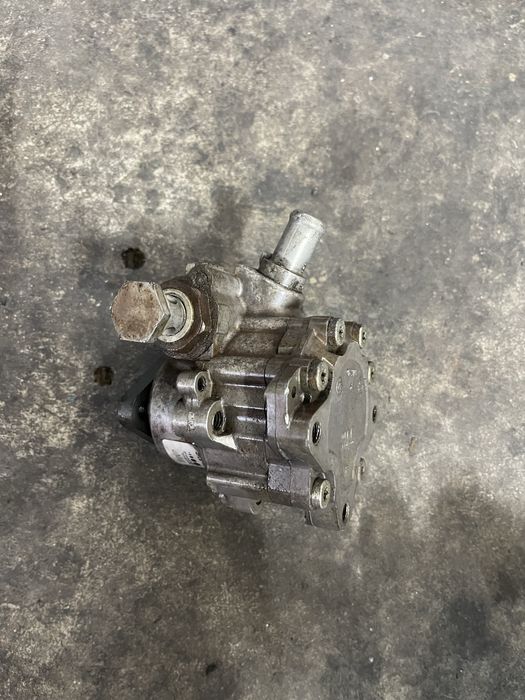 Pompa servodirectie pentru BMW X3,E83,M57