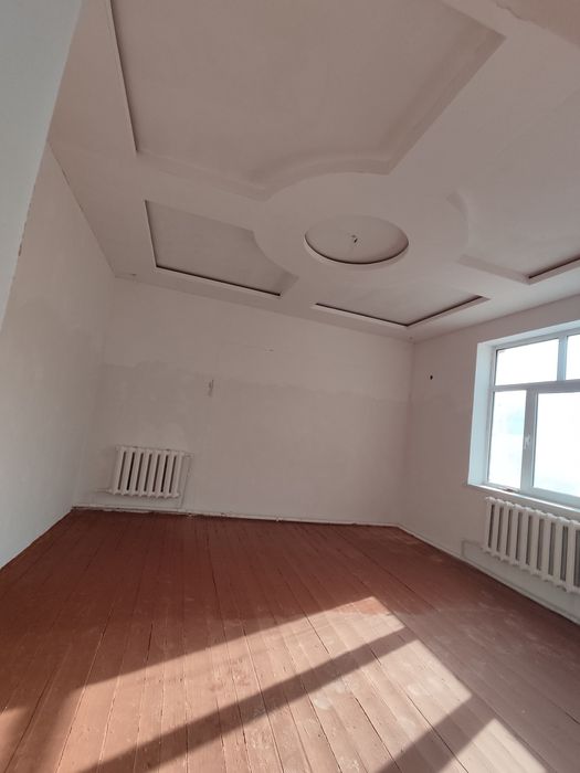 Xazora katejdan katej sotiladi
6 сотих нархи 400 000