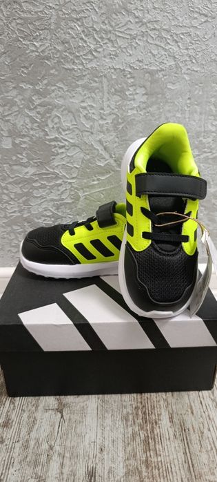 Нови детски обувки Nike, Adidas