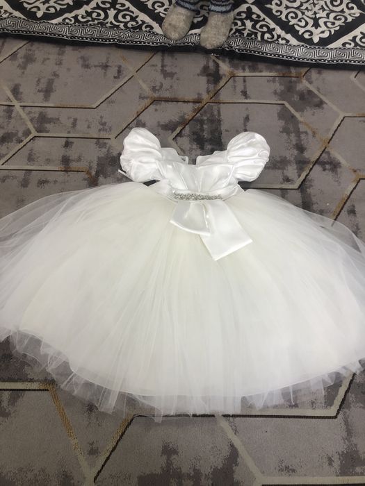 Платье нарядное для девочки