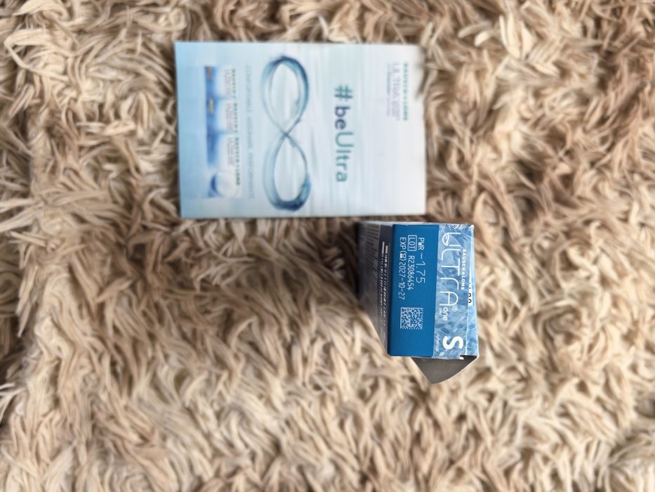 Vând lentile de contact -2.5 Ultra Bausch+Lomb, 30 lentile,