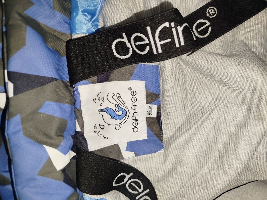 Продам комбинезон. 8000