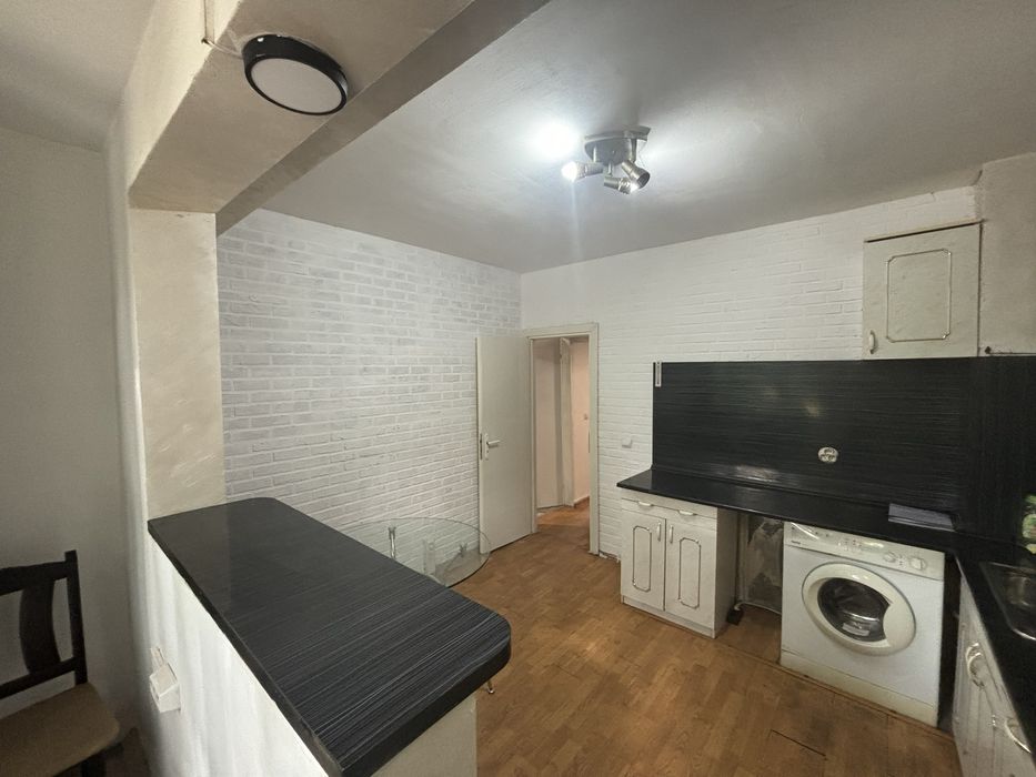 Продава се Тристаен апартамент в Казанлък - 86 кв.м за 742 €/кв.м - Снимка #1