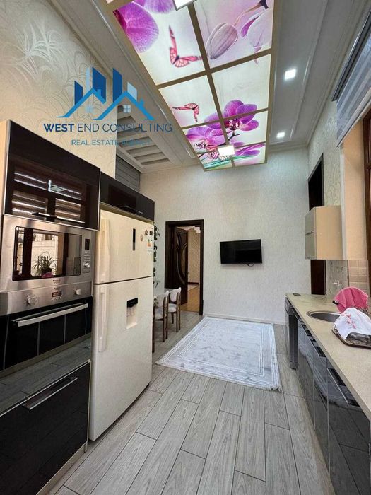 Продается эксклюзивный особняк | 10 cот - 600 м2 | В Центре Города