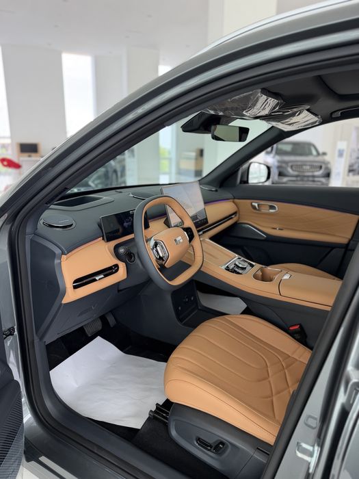 Geely EX5 EM-i.