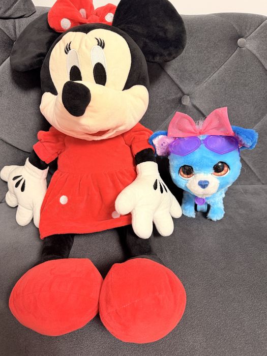 Minnie Mouse de la Disney si pisicuta colorata