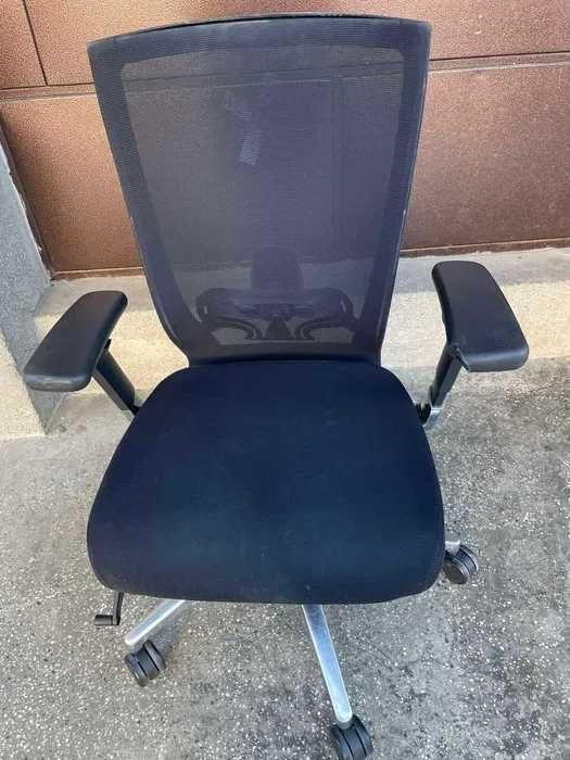 Употребявани офис столове Soji - 3бр.