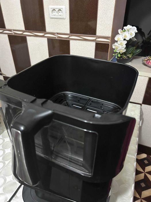 Friteuza cu Aer Cald AT PERFORMANCE®, capacitate 10 L, display digital