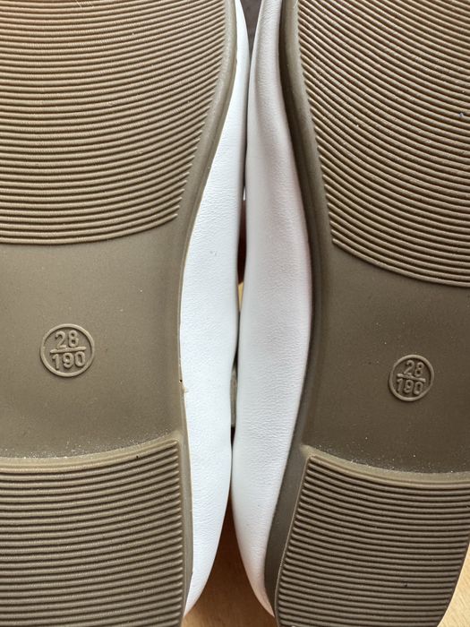 новые туфли 28размер