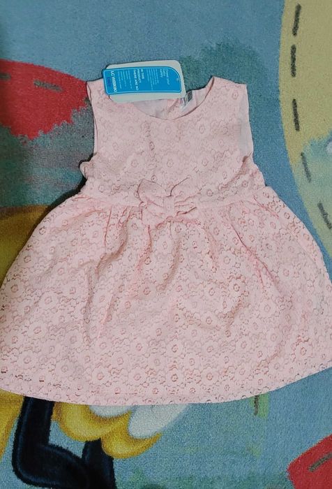 Дрехи за близначки