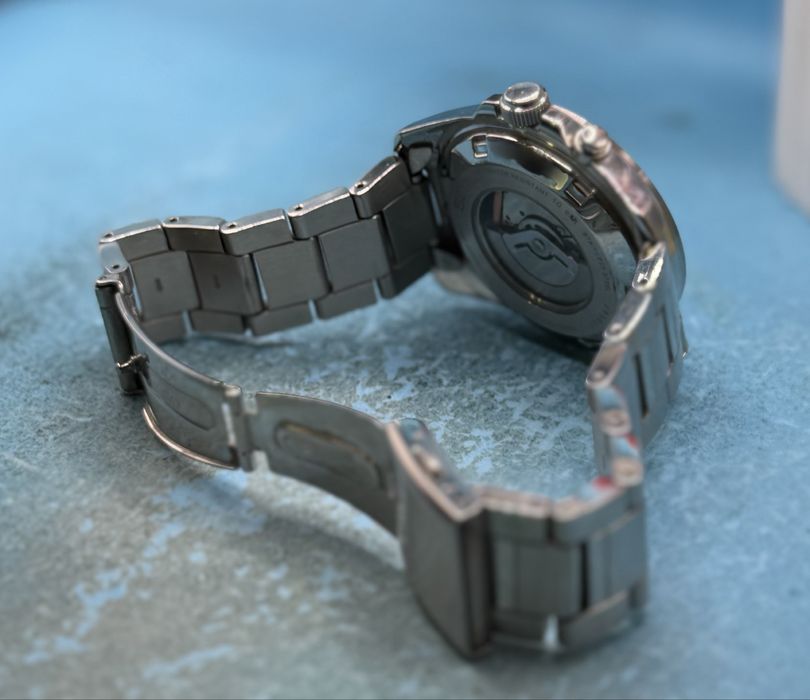 Мъжки часовник SEIKO 5M82-0BE0 Kinetic, 100 м водоустойчивост