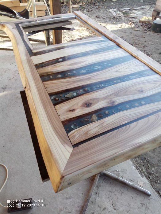 Плотове за маси, бани, бар-плотоее