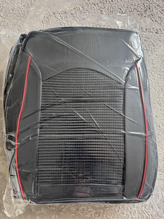 Авто Чехол универсальный