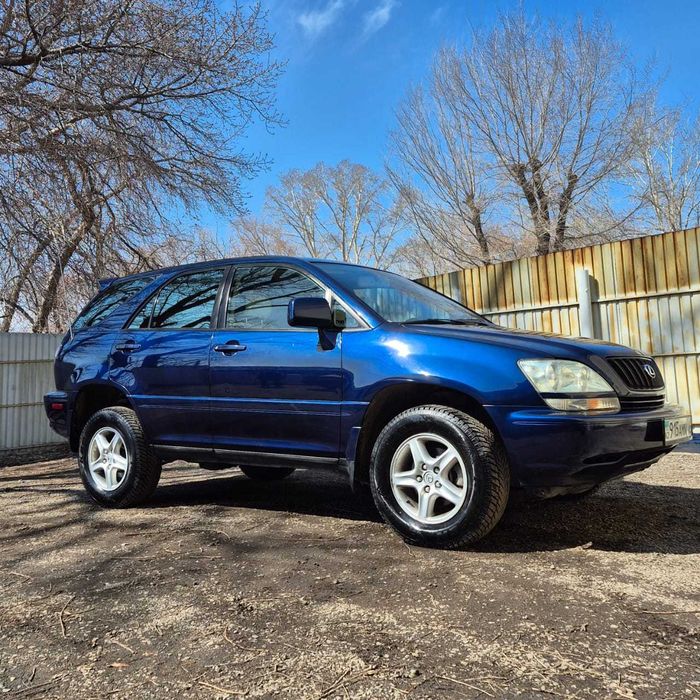 Lexus RX 300 1-е поколение 2001 г.в.