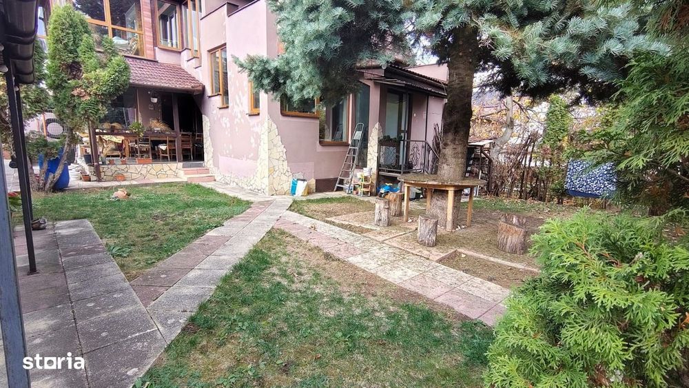 Vila impunatoare in Andrei Muresanu, D+P+M, teren 475 mp