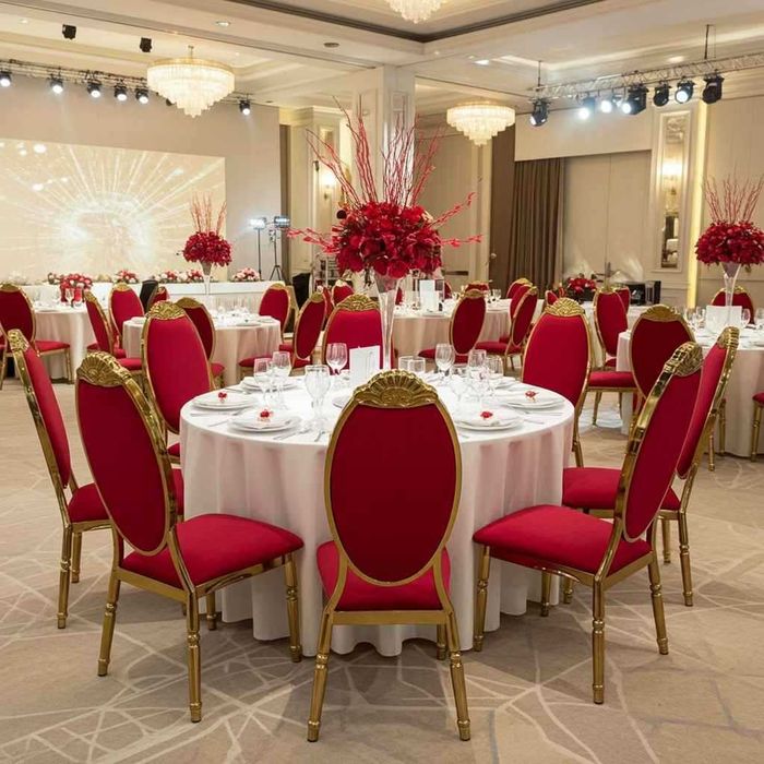 Scaun Lux, Catifea Rosie, Finisaj Crom Auriu, pentru Restaurant, Nunta
