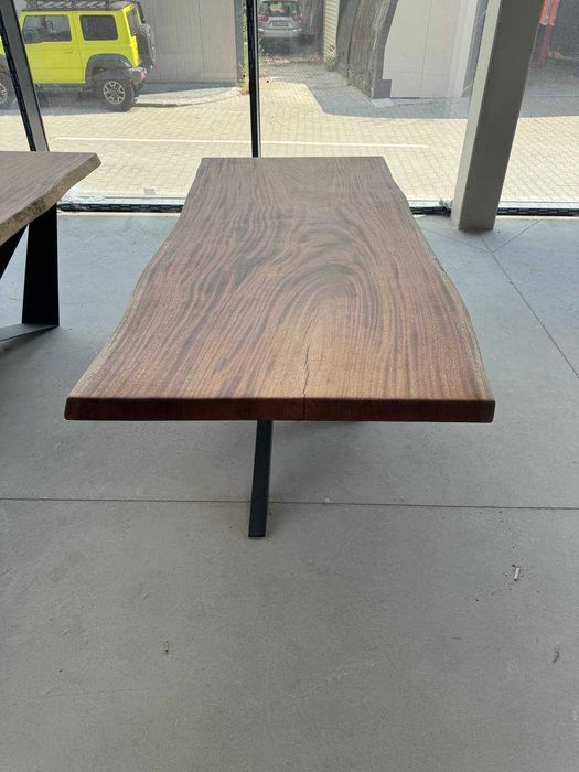 УНИКАЛНИ МАХАГОНОВИ МАСИ  с различни дизайнерски крака