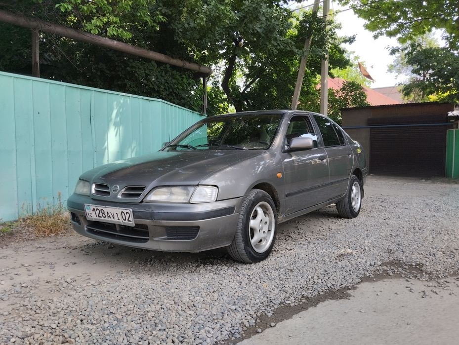 Nissan primera p 11