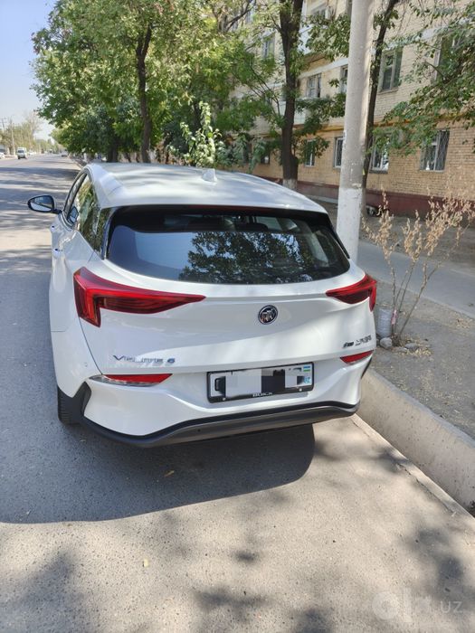 Продам Buick velite6