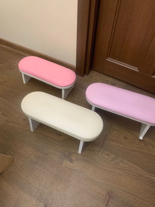 Стол детский с двумя стульчиками