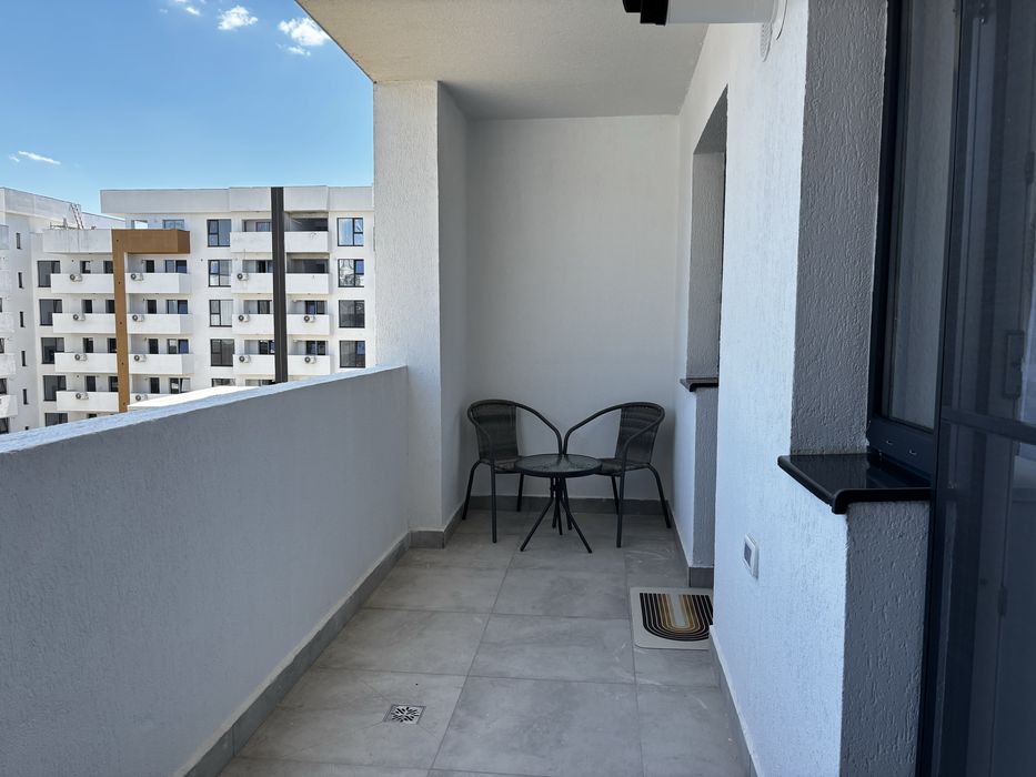 Studio de inchiriat in 81 Residence (Biruintei 81), Piscina si parc in complex, 10 minute de Metrou Berceni,disponibil loc de parcare subteran si boxa