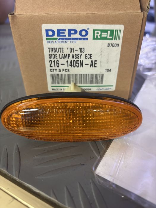 Поворотник в крыло мазда кронос