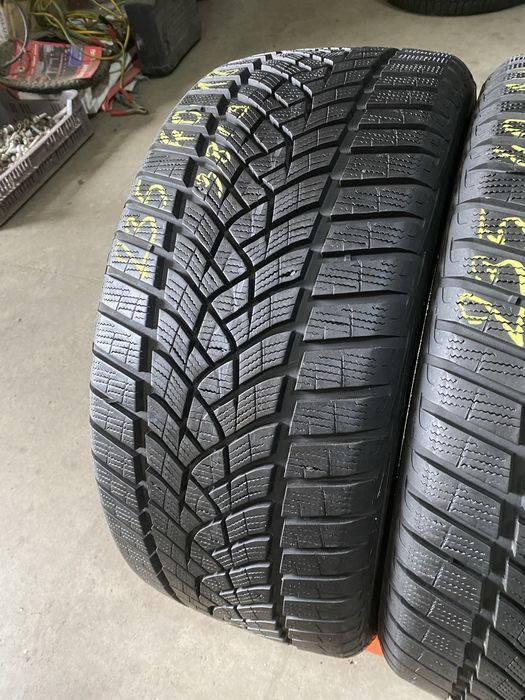 Anvelope iarna 235/40/18 Goodyear Ultra Grip Performance 235 40 18 R18