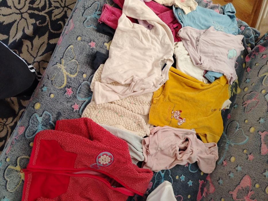 Lot  mare de hăinuțe fetițe