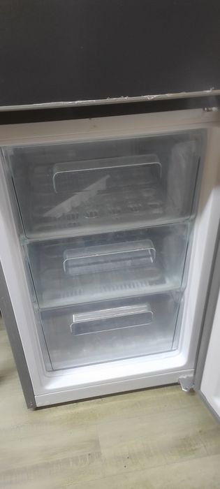 Холодильник 1.5 высота, ширина 50