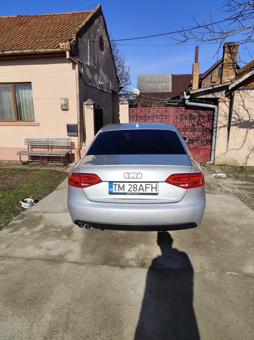 Vand Audi A4 B8 2010