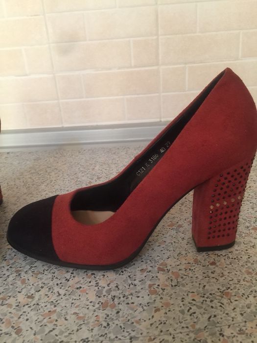 Женская обувь