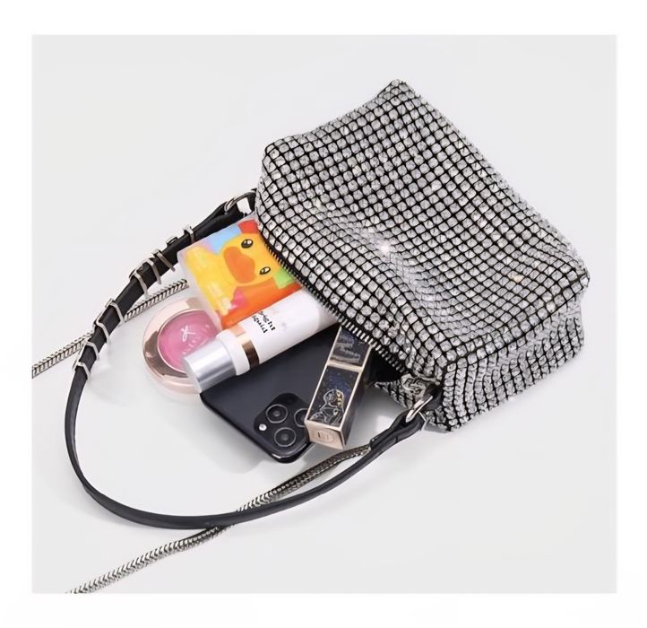 Продам клатч красивый