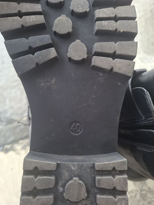 Bocanci dama moderni