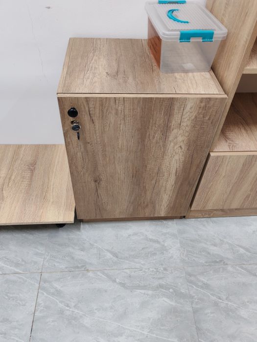 Продам мебель офесные