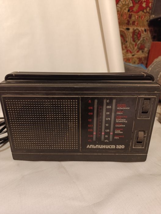 Радиоприемник VEF 216,Динамики.