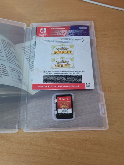 Pokémon Scarlet Nintendo Switch + toate DLC-urile