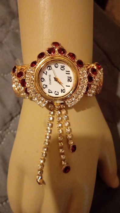 Ceas dama nou cu strasuri